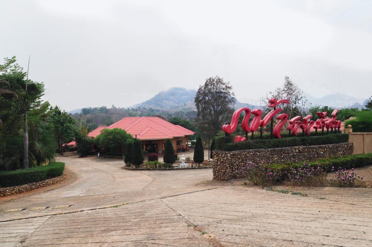 Oyo 758 Phufatara Resort Ban Mae Khachan Exterior foto